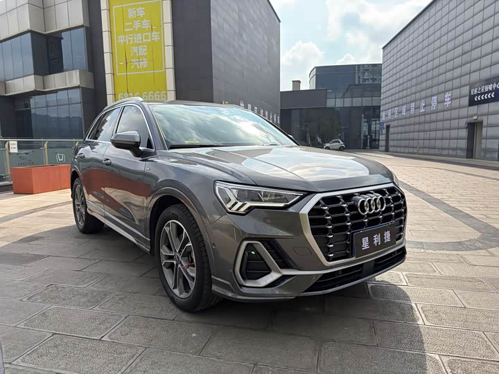 Фото 3 - Audi Q3