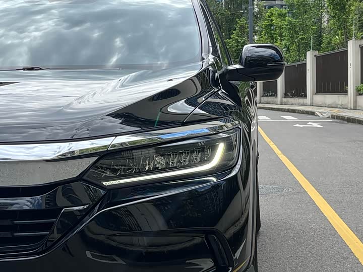 Фото 3 - Honda Breeze