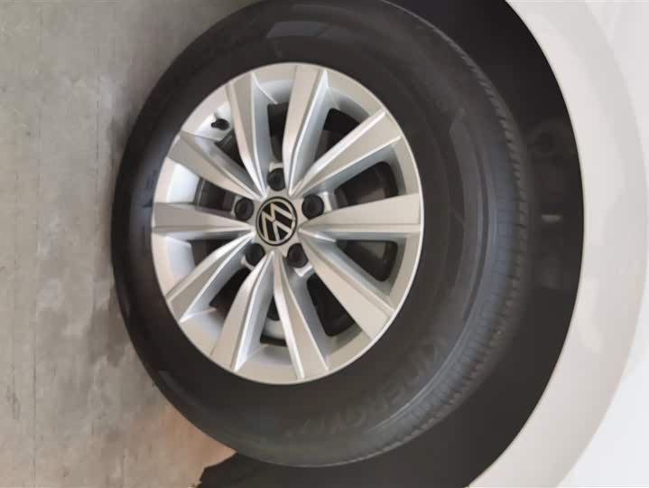 Фото 6 - Volkswagen Lavida