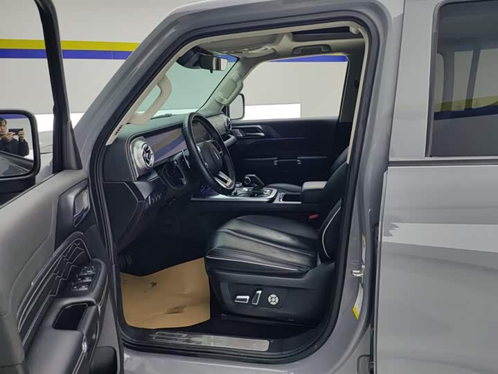 Фото 9 - Tank 300