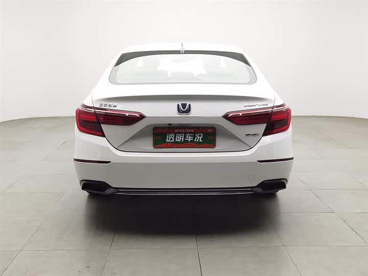 Фото 4 - Honda Inspire