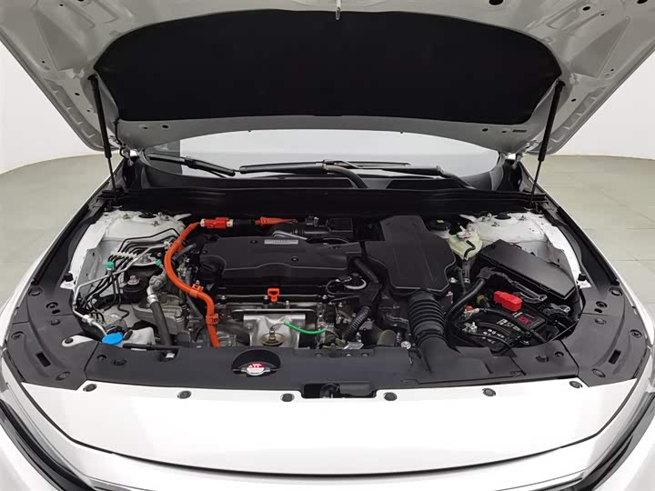 Фото 6 - Honda Inspire