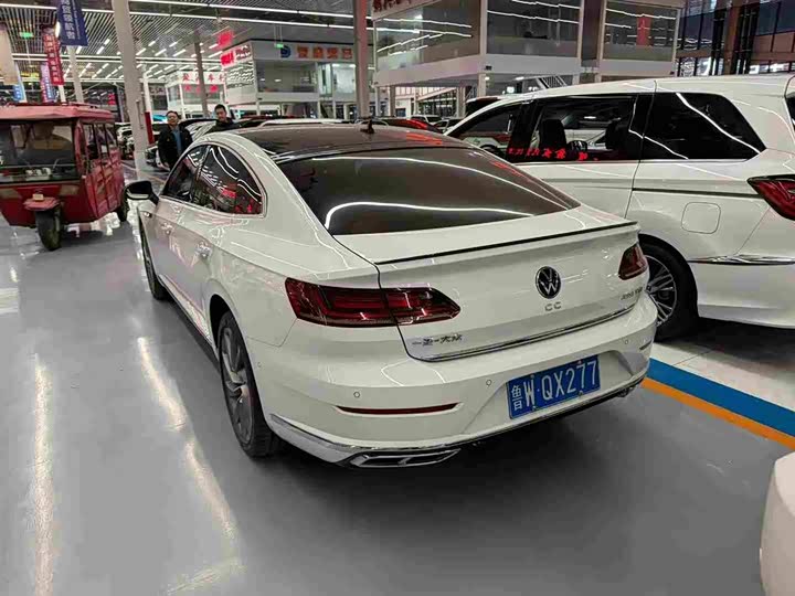 Фото 4 - Volkswagen CC