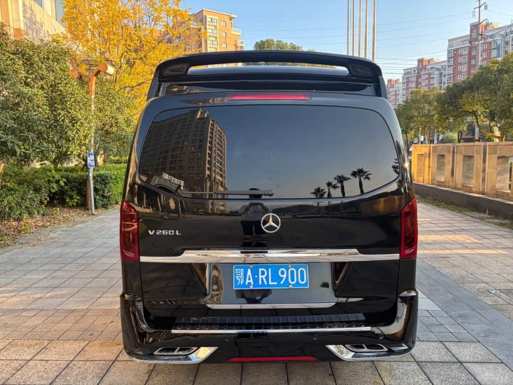 Фото 5 - Mercedes-Benz V-Class