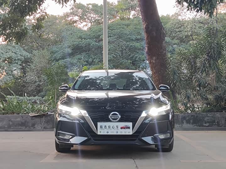 Фото 3 - Nissan Sylphy