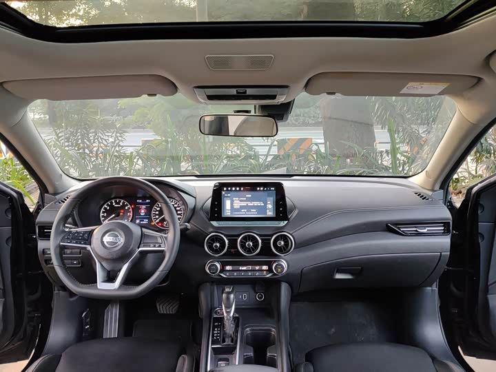 Фото 5 - Nissan Sylphy