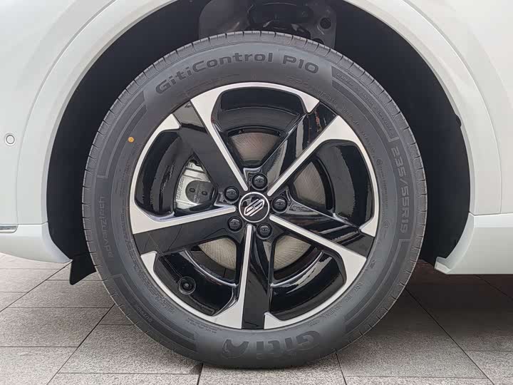 Фото 8 - Shangjie (Huawei × SAIC) H5