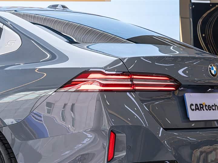 Фото 7 - BMW 5 Series