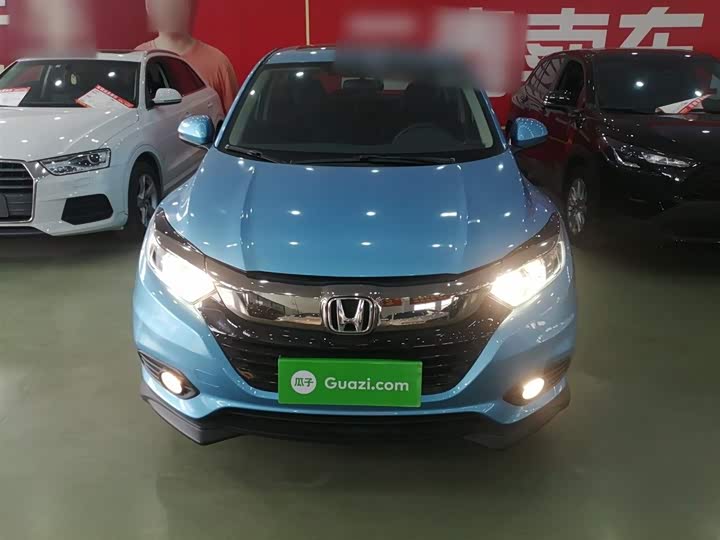 Фото 3 - Honda Vezel