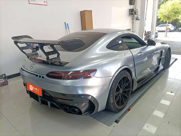Фото 3 - Mercedes-Benz AMG GT