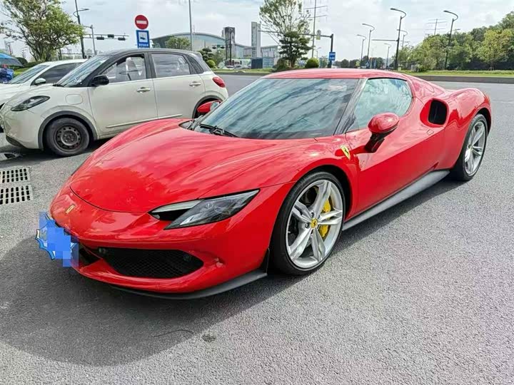 Фото 1 - Ferrari 296