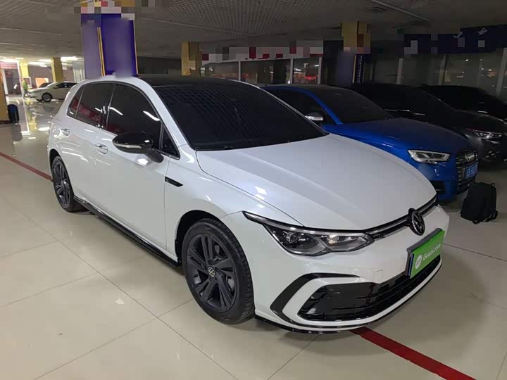 Фото 4 - Volkswagen Golf