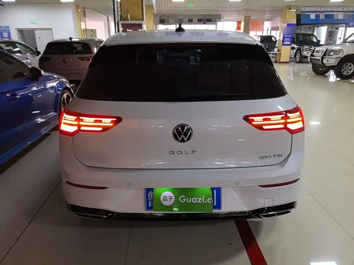 Фото 6 - Volkswagen Golf