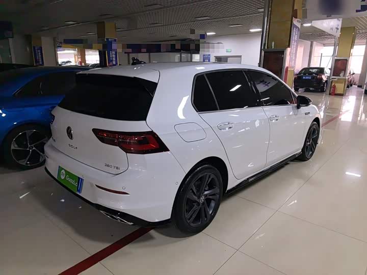 Фото 7 - Volkswagen Golf