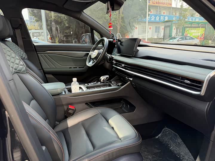 Фото 7 - Geely Okavango L