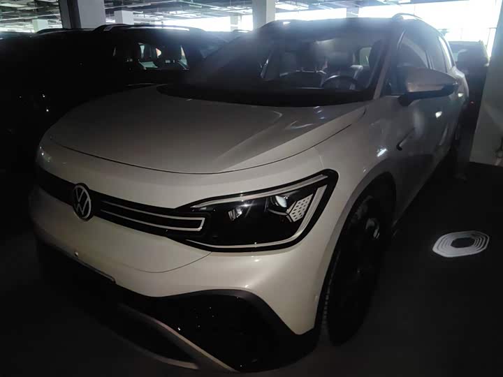 Фото 2 - Volkswagen ID.6 Crozz