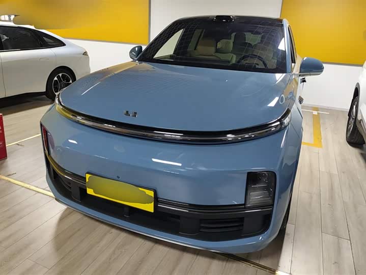 Фото 2 - LiXiang L8