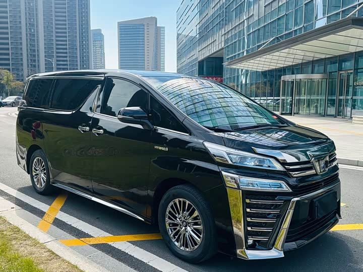 Фото 3 - Toyota Vellfire