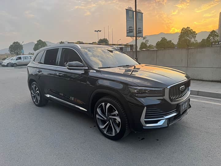 Фото 4 - Geely Monjaro