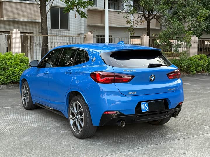 Фото 4 - BMW X2