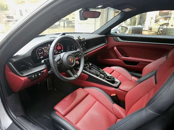 Фото 6 - Porsche 911