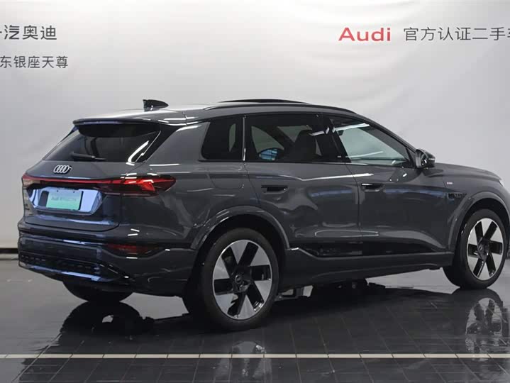 Фото 5 - Audi Q6L e-tron