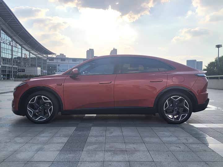 Фото 8 - Nio Onvo L60