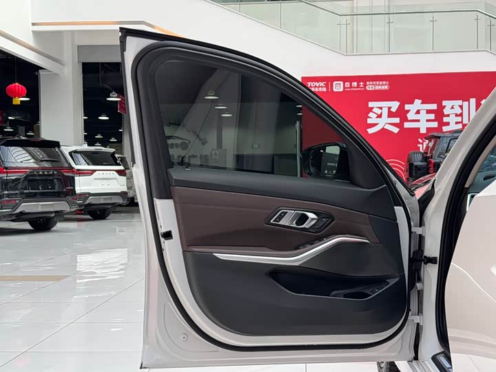 Фото 5 - BMW 3 Series