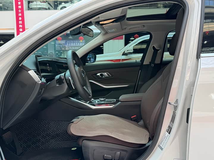 Фото 8 - BMW 3 Series