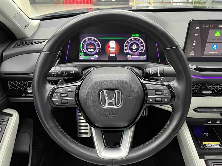 Фото 3 - Honda Accord Hybrid