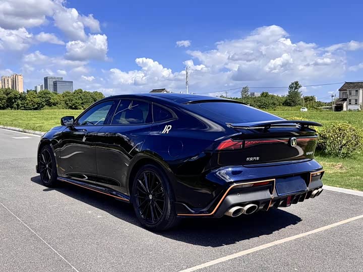 Фото 4 - Changan UNI-V