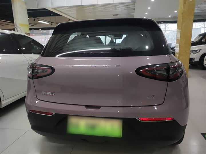 Фото 6 - Geely Galaxy Geome