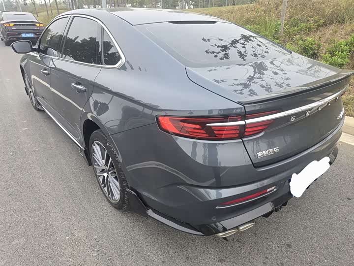 Фото 7 - Geely Preface