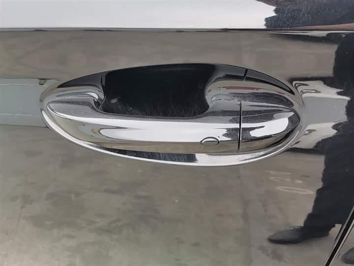 Фото 7 - MG Motor 5