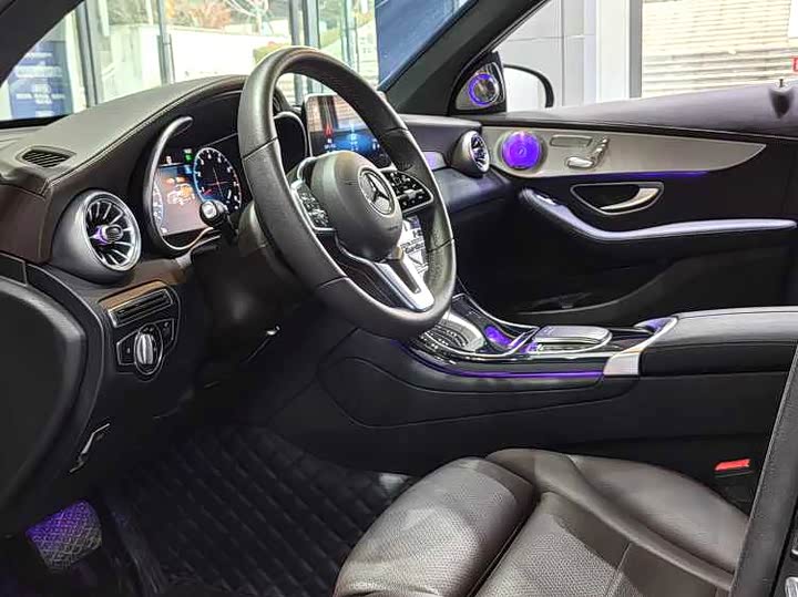 Фото 9 - Mercedes-Benz GLC-Class