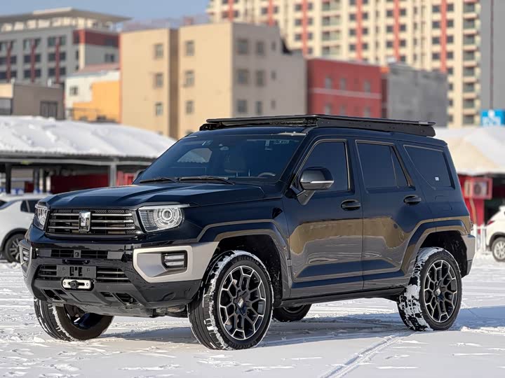 Фото 1 - Tank 700 Hybrid