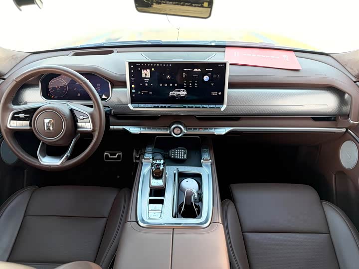 Фото 6 - Tank 700 Hybrid