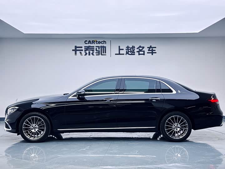 Фото 8 - Mercedes-Benz E-Class