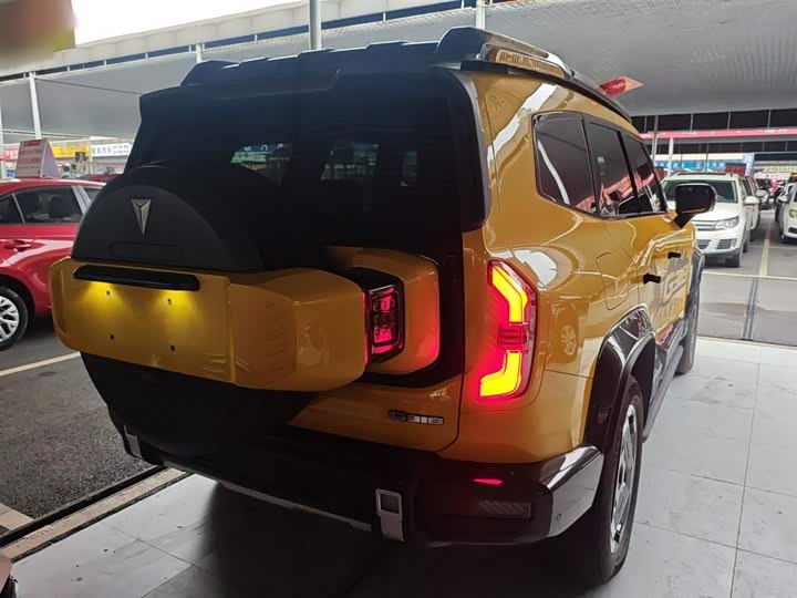 Фото 7 - Changan Deepal G318