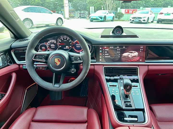 Фото 6 - Porsche Panamera