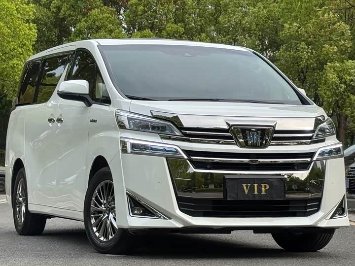 Фото 3 - Toyota Vellfire