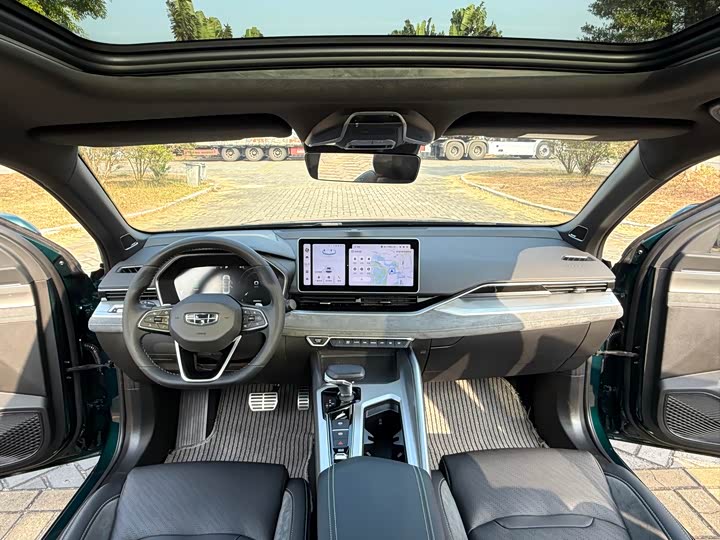 Фото 9 - Geely Preface