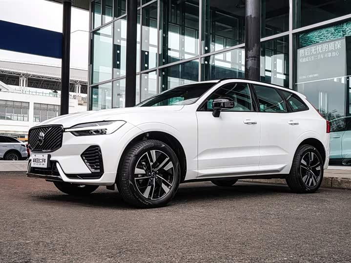 Фото 1 - Volvo XC60