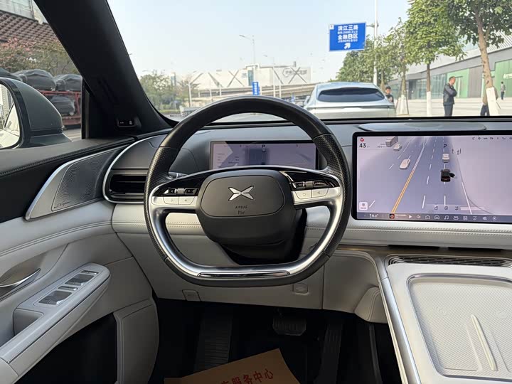 Фото 7 - XPeng G9