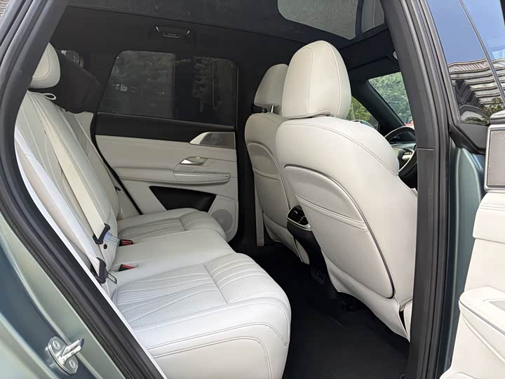 Фото 9 - XPeng G9