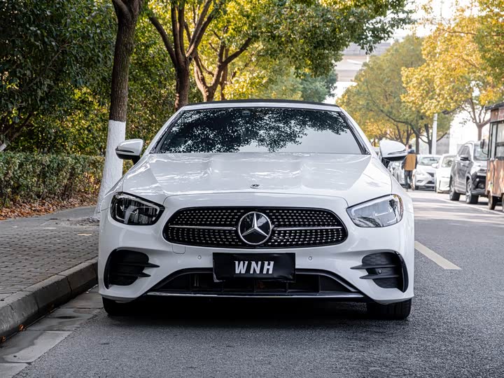 Фото 2 - Mercedes-Benz E-Class