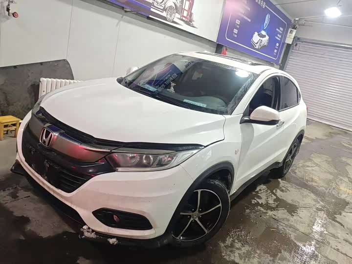 Фото 1 - Honda Vezel
