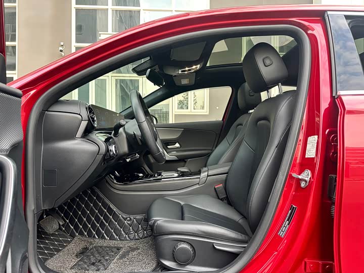 Фото 4 - Mercedes-Benz A-Class