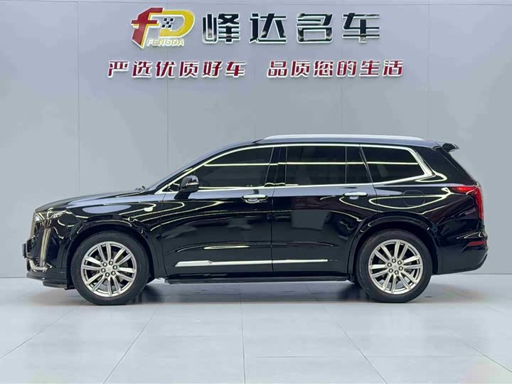 Фото 4 - Cadillac XT6