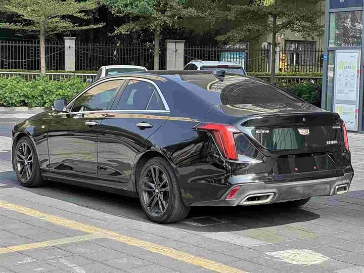 Фото 4 - Cadillac CT4